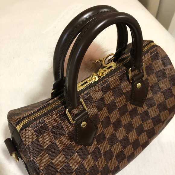 *SOLD* LOUIS VUITTON Speedy Bandouliere 25 - Picture 6 of 8